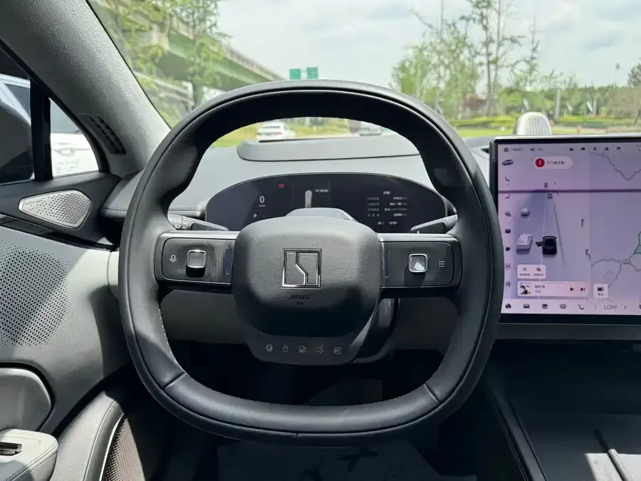Zeekr 007 Zeekr 007 2025 rear-wheel drive smart driving version 75kWh 2024 — миниатюра 5