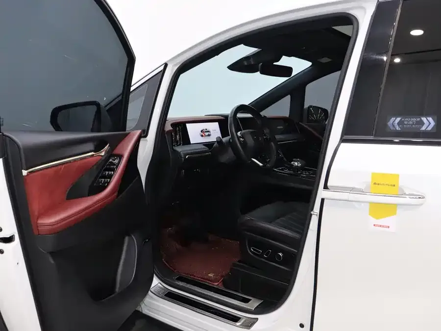 GAC Trumpchi M8 Trumpchi M8 2023 Grandmaster Series Dual Engine Flagship Edition 2024 — миниатюра 4
