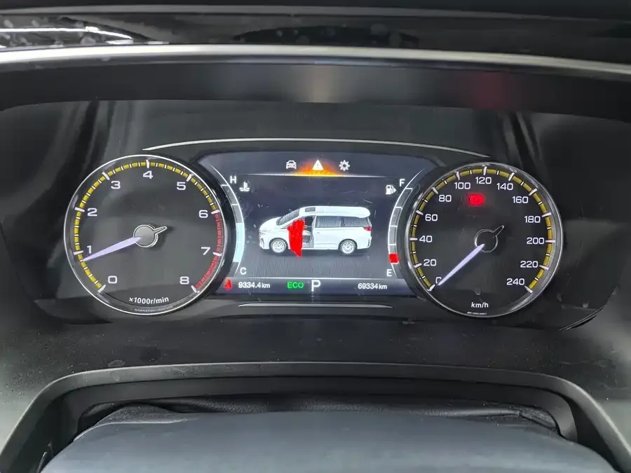 GAC Trumpchi M8 Trumpchi M8 2023 Lingxiu Series 390T Exclusive Edition 2022 — миниатюра 3