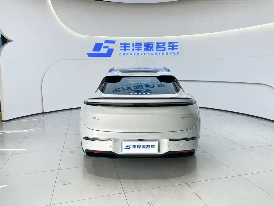 Zeekr 007GT Zeekr 007GT 2025 rear-wheel drive intelligent driving version 75kWh 2026 — миниатюра 2