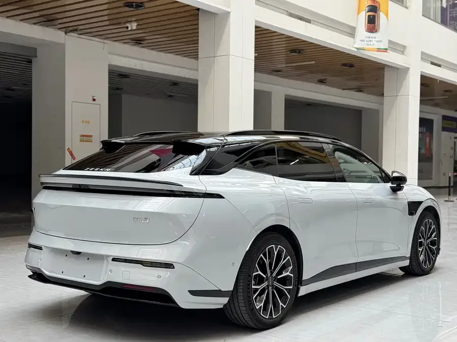 Zeekr 007GT Zeekr 007GT 2025 All-Wheel Drive Smart Edition 75kWh 2025 — миниатюра 2