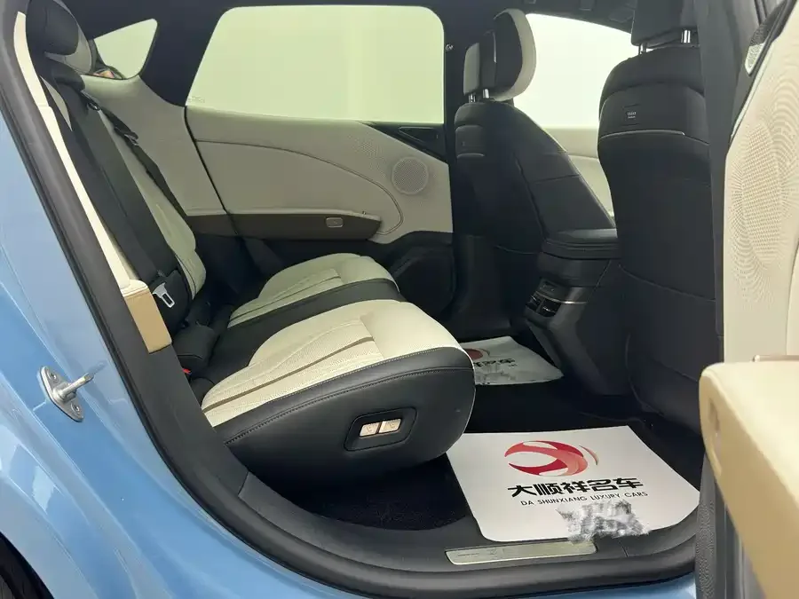Zeekr 007GT Zeekr 007GT 2025 All-Wheel Drive Smart Edition 75kWh 2025 — миниатюра 4