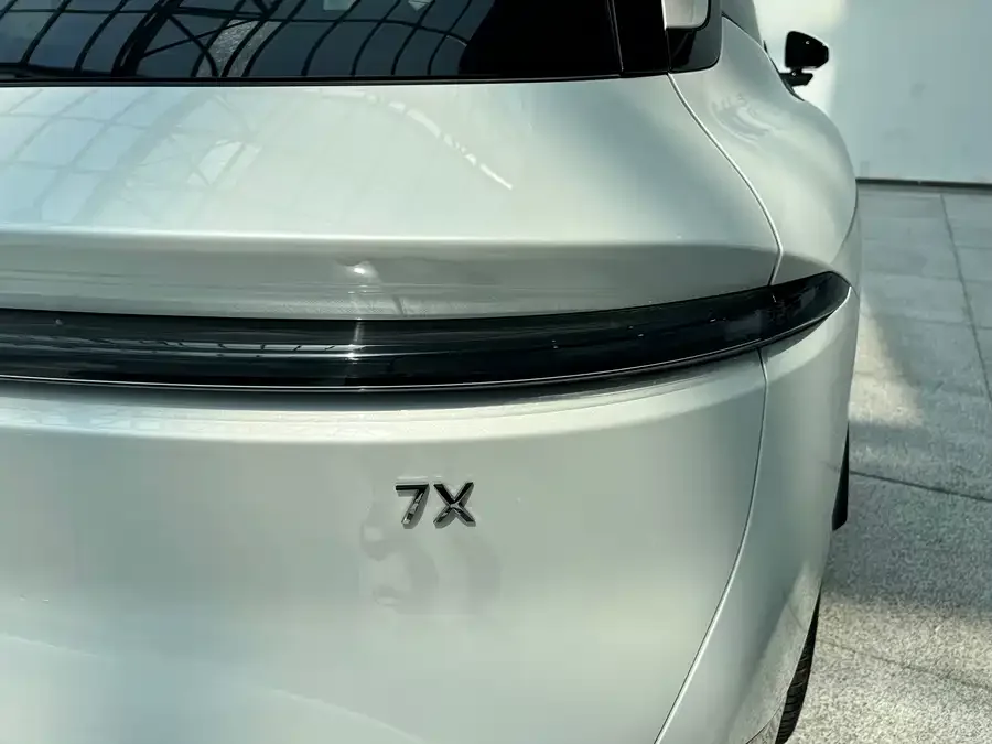 Zeekr 7X Zeekr 7X 2025 75kWh RWD Smart Driving Edition 2024 — миниатюра 3