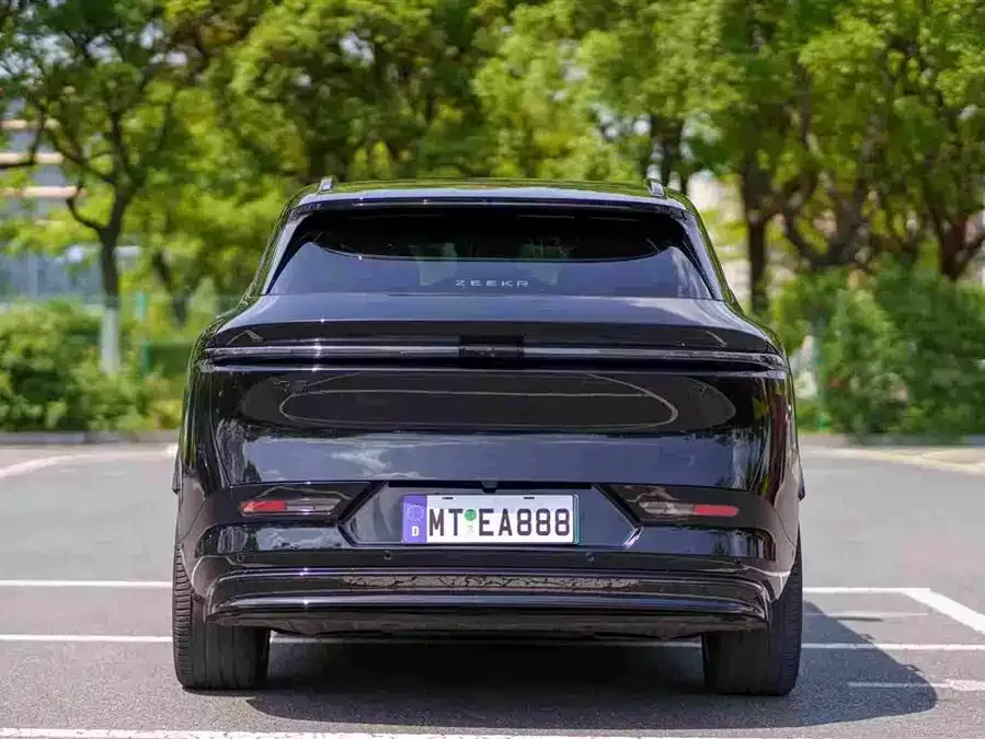 Zeekr 7X Zeekr 7X 2025 100kWh Long-range Rear-wheel Drive Smart Driving Edition 2024 — миниатюра 5
