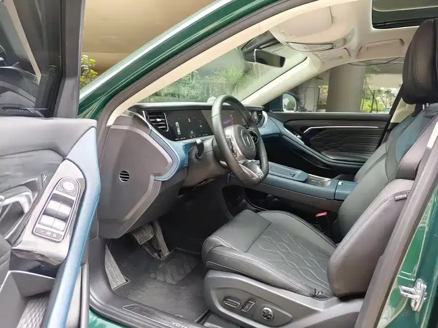 Voyah Lantu FREE Lantu FREE 2024 ultra-long battery life smart driving version 2024 — миниатюра 3