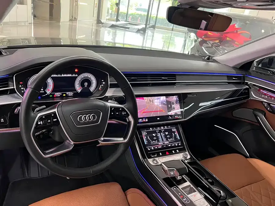 Audi A8 2022 A8L Horch Founders Edition Legend 2023 — миниатюра 2