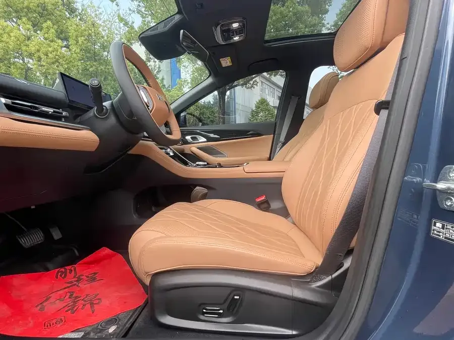 Geely Galaxy A7 Galaxy A7 2025 EM-i 150km Starship Edition 2025 — миниатюра 3