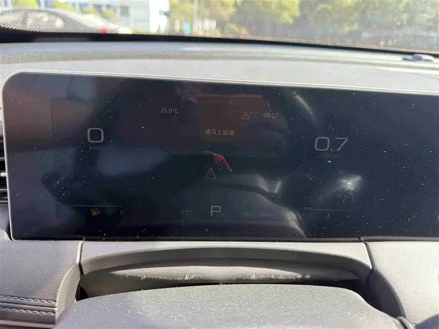 Jetour X70 PLUS JETOUR X70 PLUS 2023 1.5T DCT Brave PLUS 7-seater 2023 — миниатюра 4