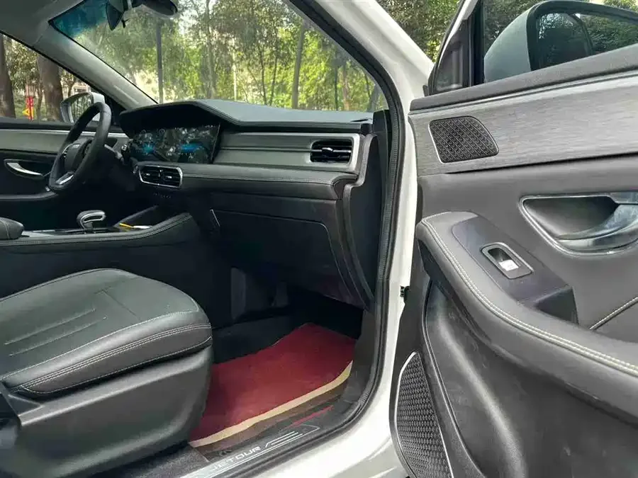 Jetour X90 Plus JETOUR X90 PLUS 2023 1.6TD DCT 5-seater flat 2023 — миниатюра 5