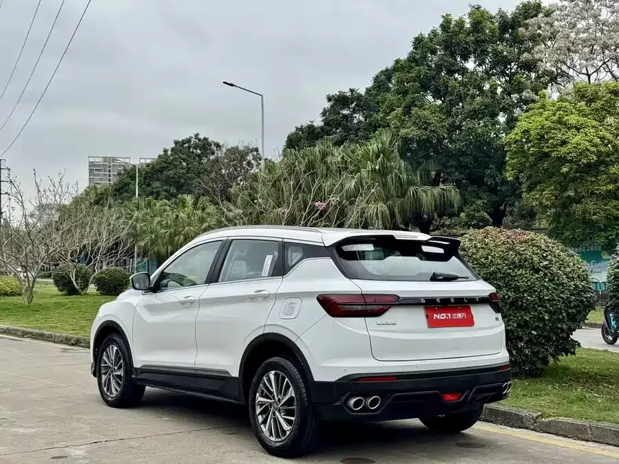 Geely Coolray SX11 Binyue 2021 1.4T DCT Platinum Edition 2022 — миниатюра 2