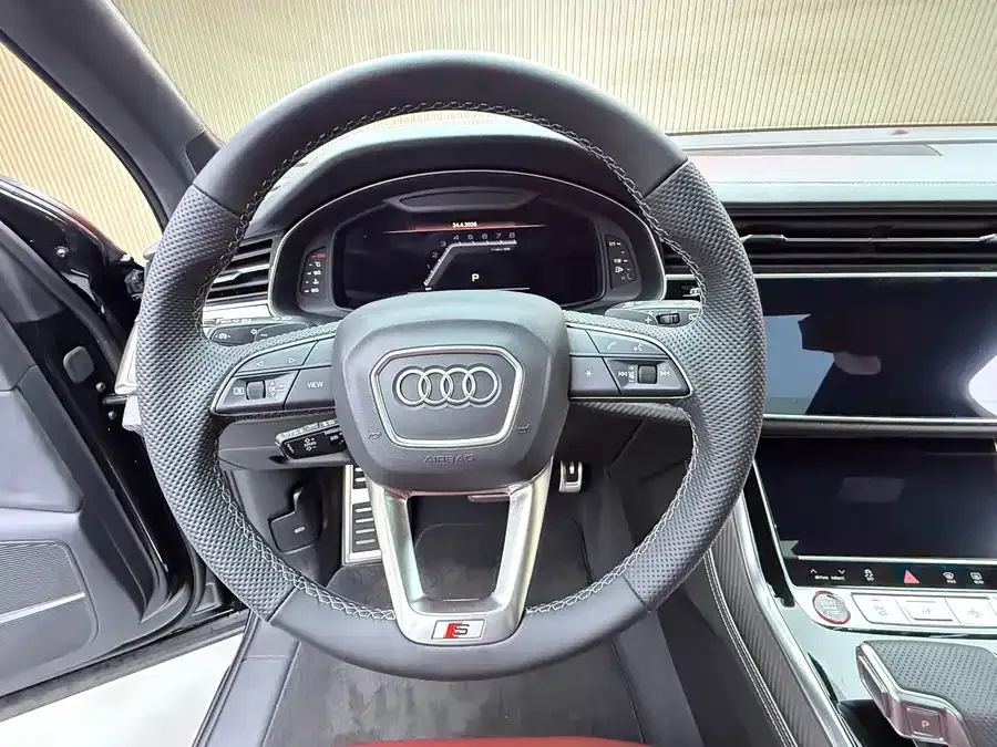 Audi SQ7 2024 4.0 TFSI 2025 — миниатюра 5