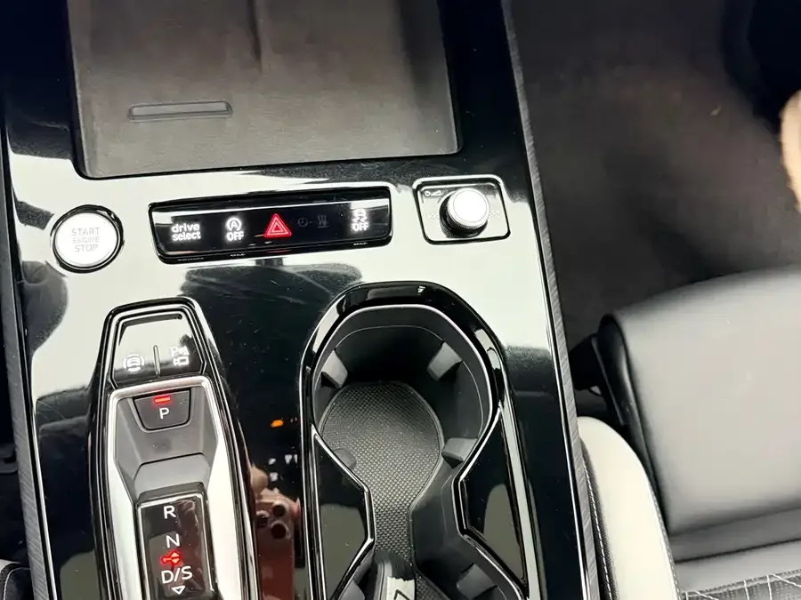 Audi A5L 2026 2.0T Sport Plus 2025 — миниатюра 5