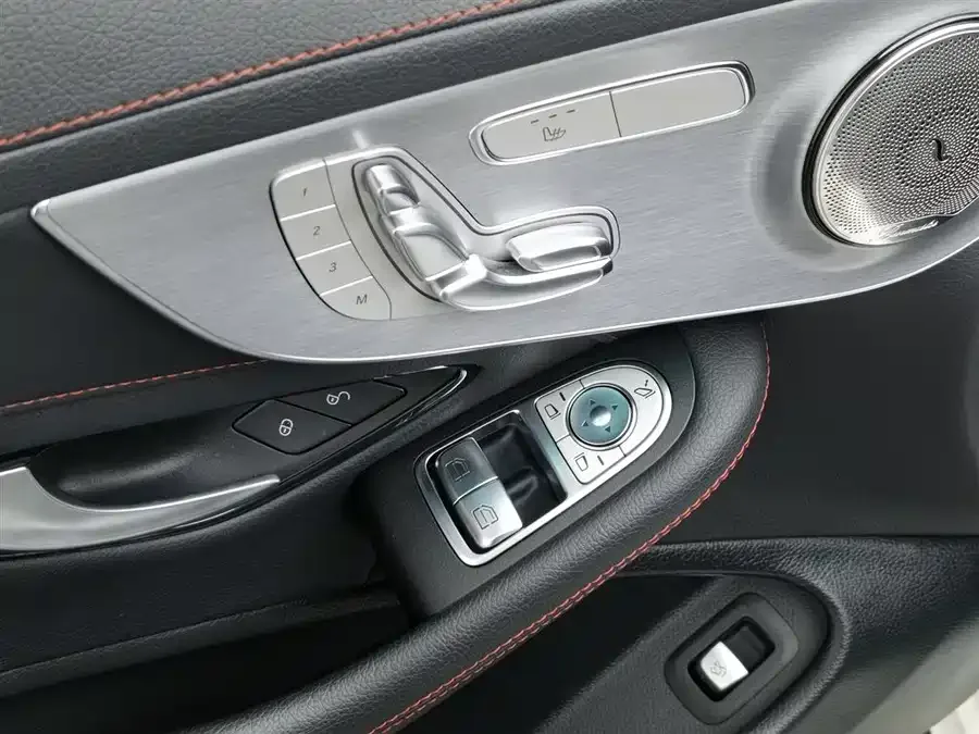 Mercedes-Benz C-Class Mercedes-Benz C-Class (imported) 2022 facelift C 260 coupe 2022 — миниатюра 3