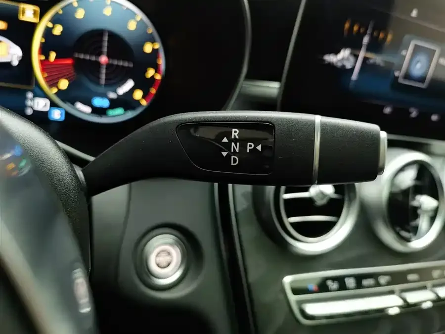 Mercedes-Benz C-Class Mercedes-Benz C-Class (imported) 2022 facelift C 260 coupe 2022 — миниатюра 4