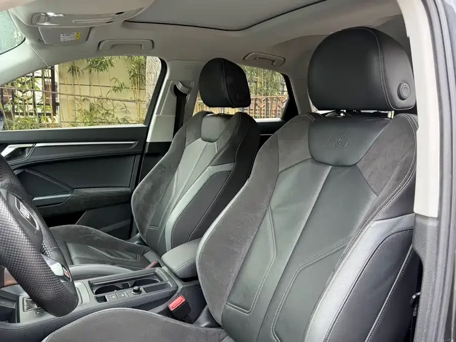 Audi Q3 Sportback 2022 40 TFSI Fashion Edition 2022 — миниатюра 2