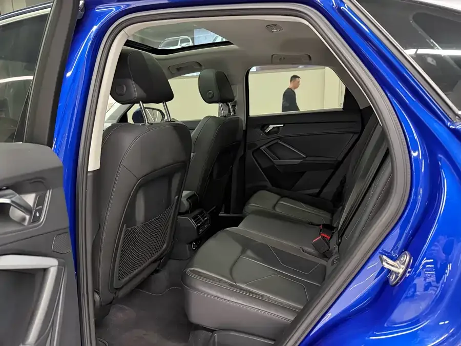 Audi Q3 SPORTBACK 2022 35 TFSI Enterprising 2022 — миниатюра 3