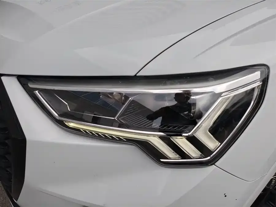 Audi Q3 SPORTBACK 2022 40 TFSI Fashion Edition 2022 — миниатюра 3
