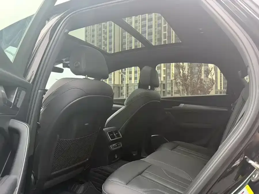 Audi Q5L Sportback 2022 40 TFSI RS kit burning speed type 2022 — миниатюра 5