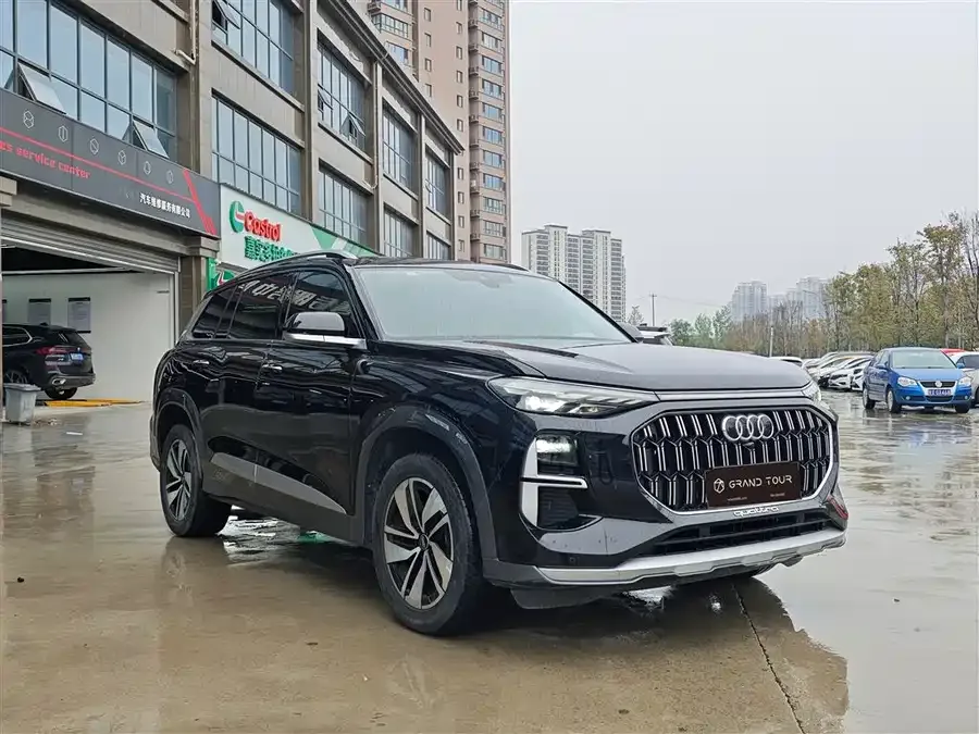 Audi Q6 2024