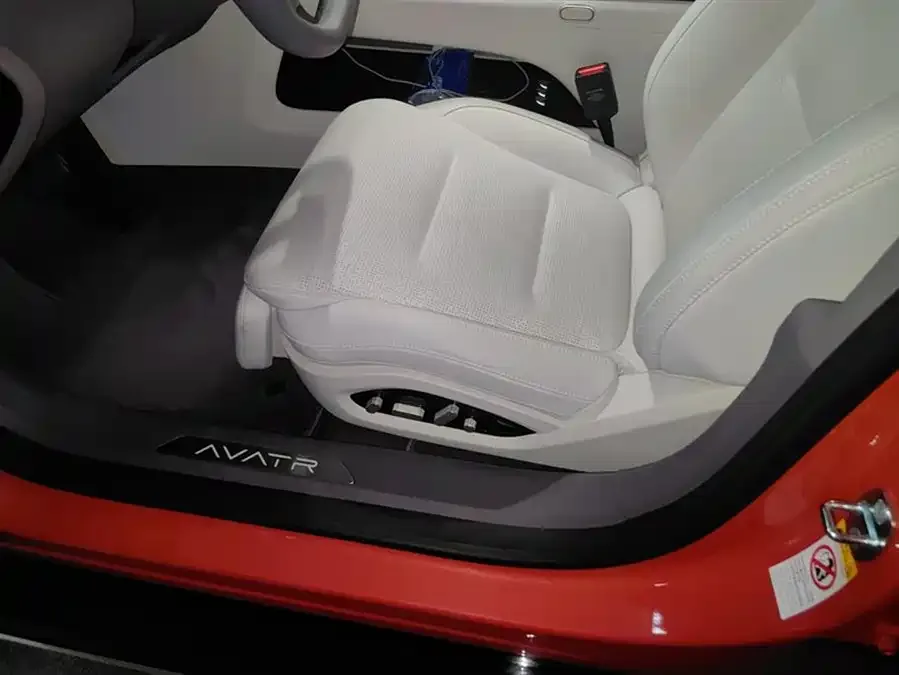 Avatr 06 Avita 06 2025 Max Extended Range Edition 2025 — миниатюра 3