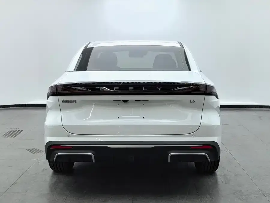 Geely Galaxy L6 Galaxy L6 2024 125km PLUS Longteng Edition 2024 — миниатюра 2