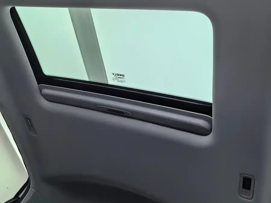 Geely Galaxy L6 Galaxy L6 2024 125km PLUS Longteng Edition 2024 — миниатюра 5