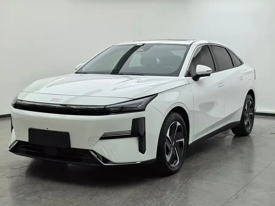 Geely Galaxy L6 2024