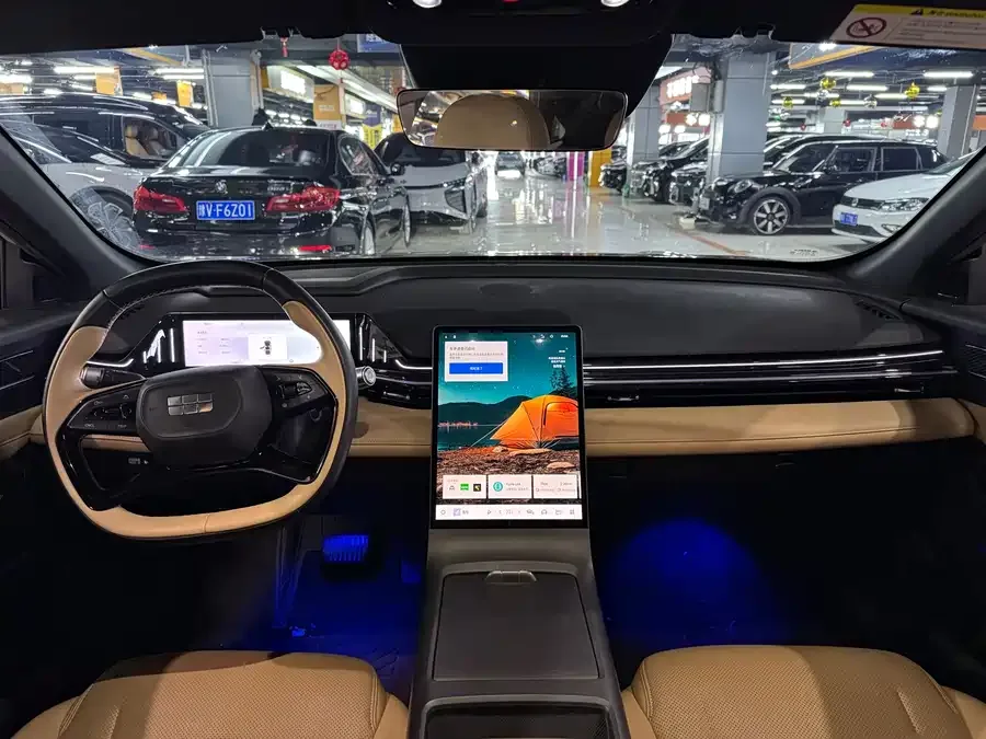 Geely Galaxy L6 Galaxy L6 2023 125km Starship 2024 — миниатюра 5
