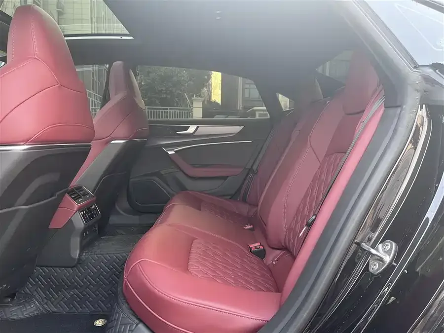 Audi A7L 2024 45 TFSI quattro Black Warrior Edition 2024 — миниатюра 5