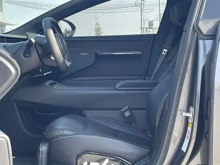Avatr 12 Avita 12 2023 700 Triple Laser RWD Luxury Edition 2024 — миниатюра 3