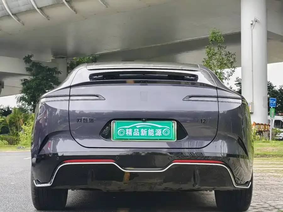 Avatr 12 Avita 12 2023 650 Triple Laser 4WD Performance Edition 2024 — миниатюра 2