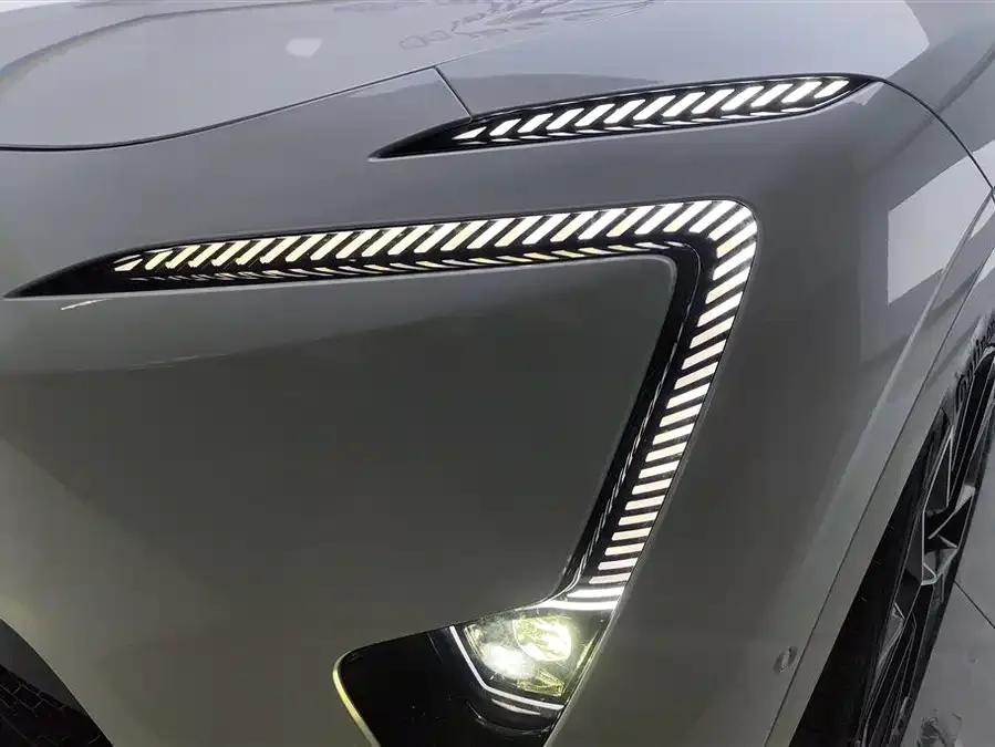 Avatr 11 Avita 11 2025 facelift Max extended range version 2025 — миниатюра 5