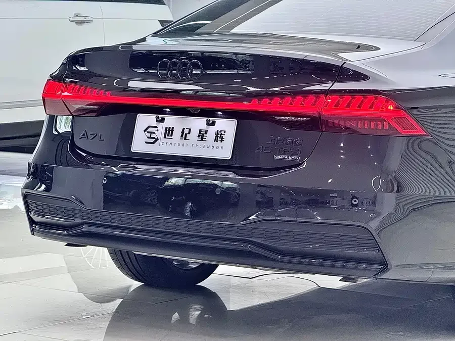Audi A7L 2023 45 TFSI quattro S-line Black Warrior Edition 2023 — миниатюра 3