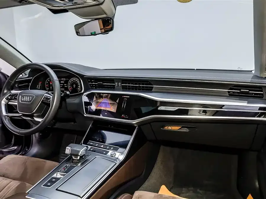 Audi A7L 2024 45TFSI S-line Dream Flow Crystal Set 2024 — миниатюра 5
