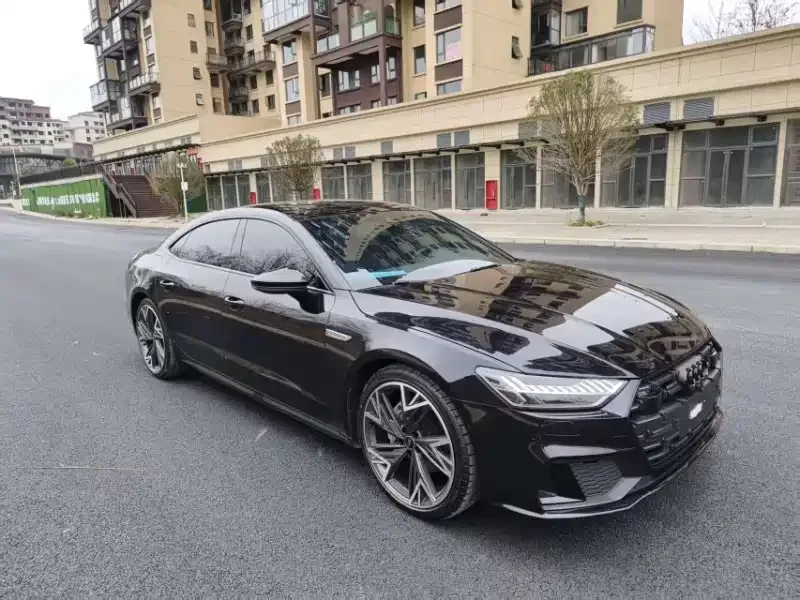 Audi A7L 2025 45 TFSI quattro Black Warrior Edition 2024 — миниатюра 4