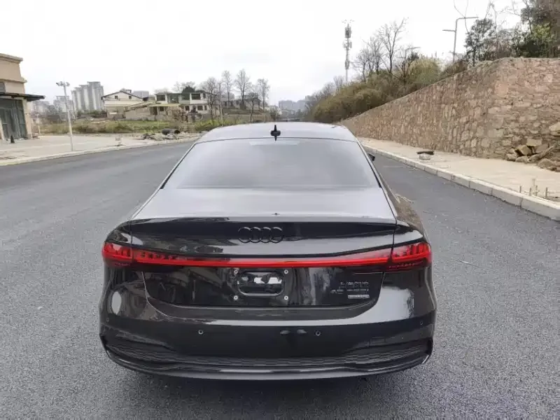 Audi A7L 2025 45 TFSI quattro Black Warrior Edition 2024 — миниатюра 5