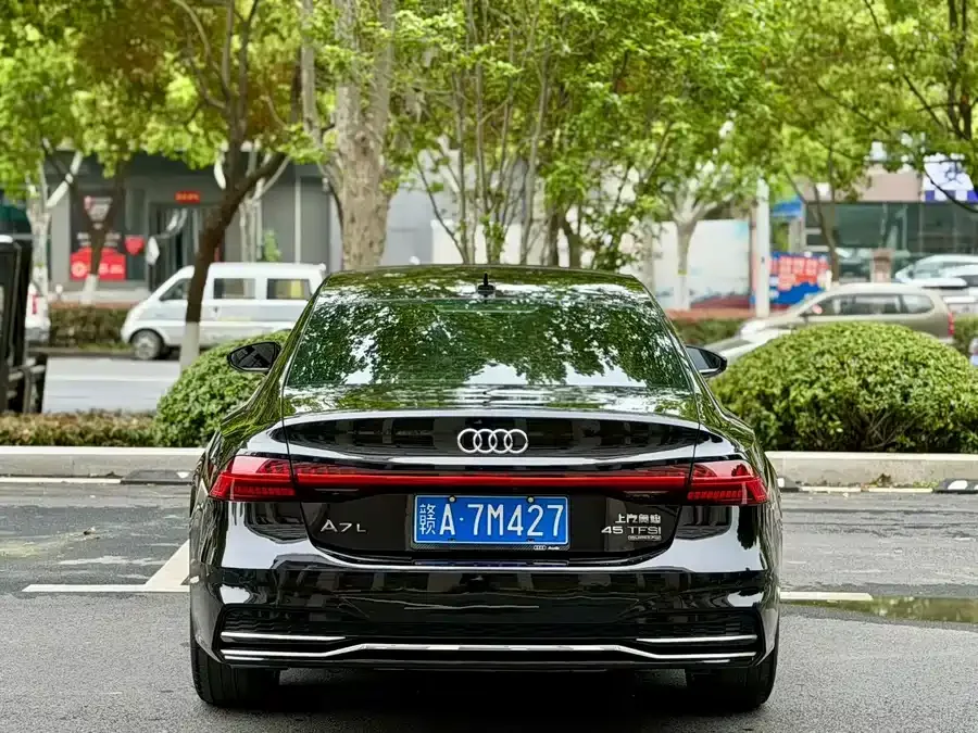 Audi A7L 2022 45 TFSI quattro S-line Wind Knight 2023 — миниатюра 5