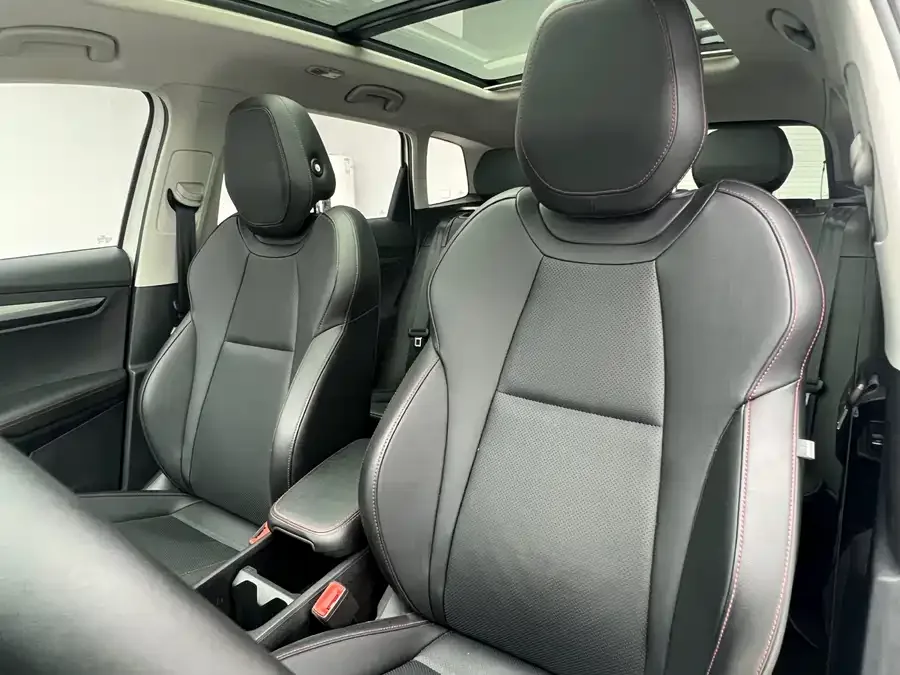 Skoda Karoq Korok 2022 TSI280 Exclusive Edition 2022 — миниатюра 5