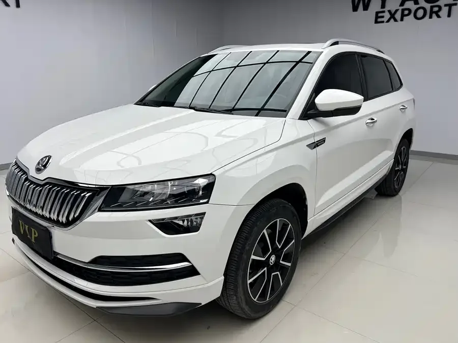 Skoda Karoq Korok 2022 TSI280 Exclusive Edition 2022 — фото 1, купить с доставкой в Москву