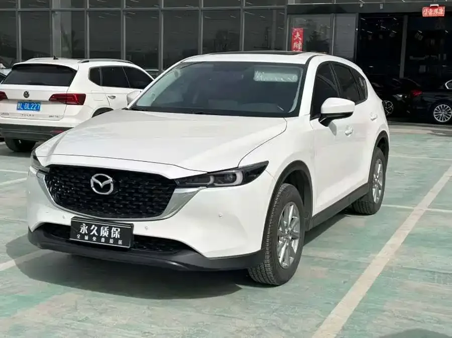 Mazda CX5 2022 2.0L Automatic 2WD Smart Elegance 2024 — фото 1, купить с доставкой в Москву