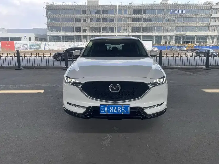 Mazda CX5 2022 2.0L Automatic 2WD Smart Edition 2022 — фото 1, купить с доставкой в Москву