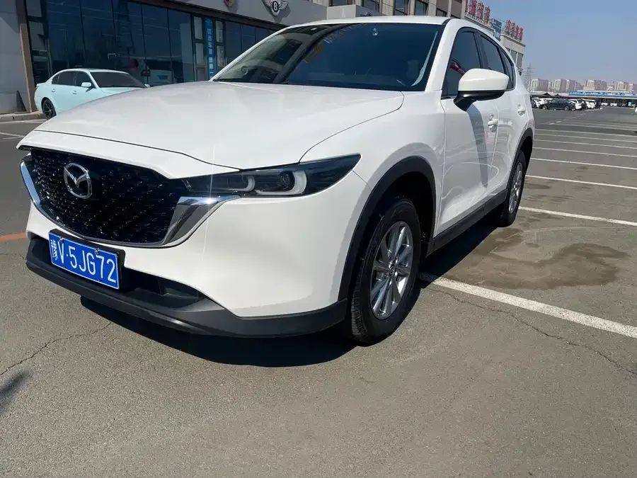 Mazda CX5 2024 2.0L automatic two-wheel drive comfort model 2024 — фото 1, купить с доставкой в Москву