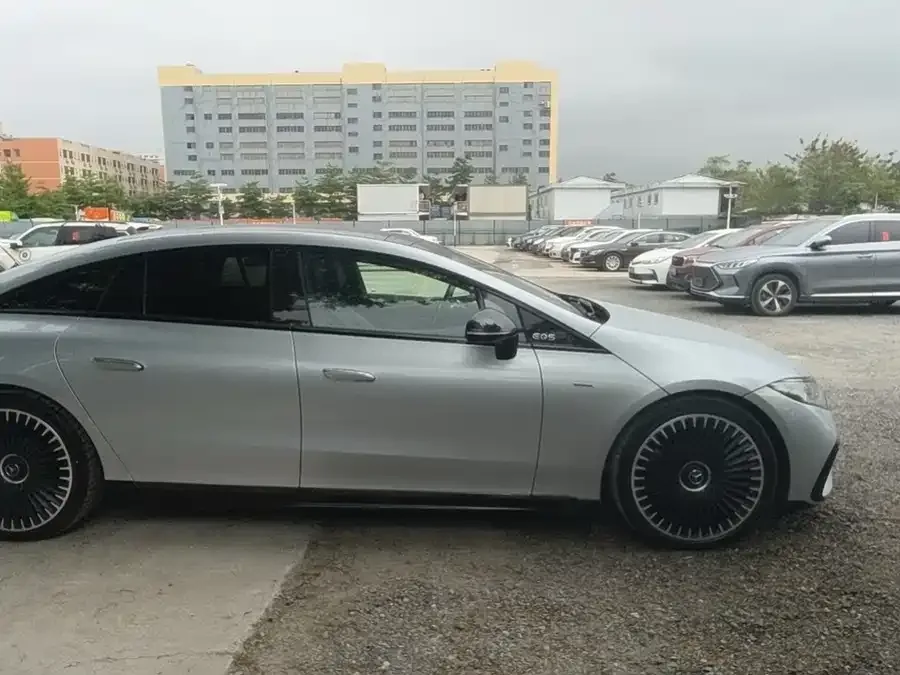 Mercedes-Benz EQS AMG Mercedes-Benz EQS AMG 2022 AMG EQS 53 4MATIC+ 2023 — миниатюра 3