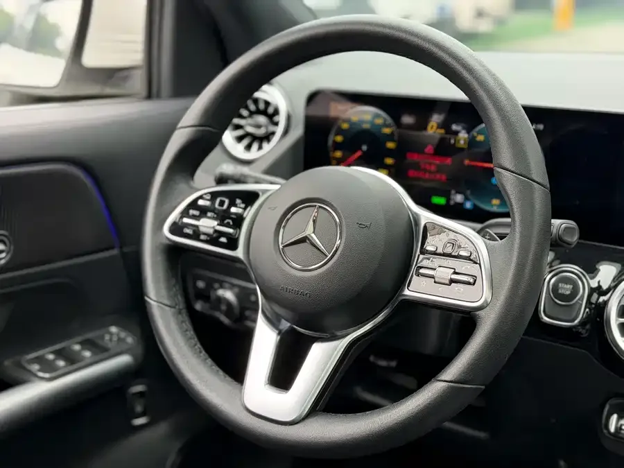 Mercedes-Benz EQA Mercedes-Benz EQA 2022 EQA 260 2023 — миниатюра 3