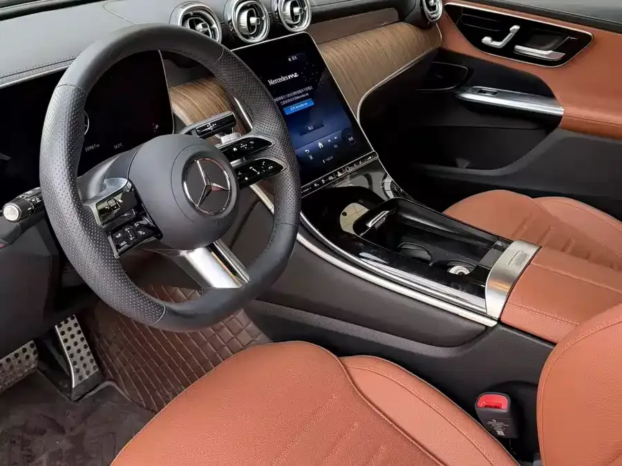 Mercedes-Benz GLC New Energy Mercedes-Benz GLC New Energy 2025 350 e L 4MATIC Collector's Edition 2025 — миниатюра 3
