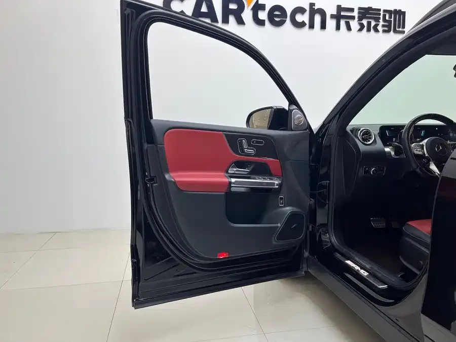 Mercedes-Benz GLB AMG Mercedes-Benz GLB AMG 2023 AMG GLB 35 4MATIC 2023 — миниатюра 3