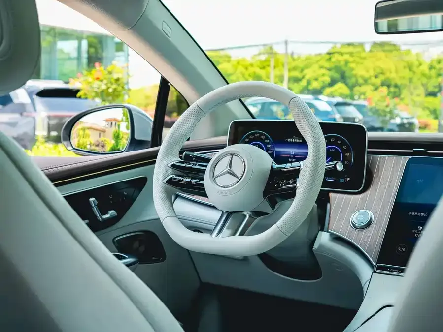 Mercedes-Benz EQE Mercedes-Benz EQE 2022 350 Pioneer Edition 2023 — миниатюра 5