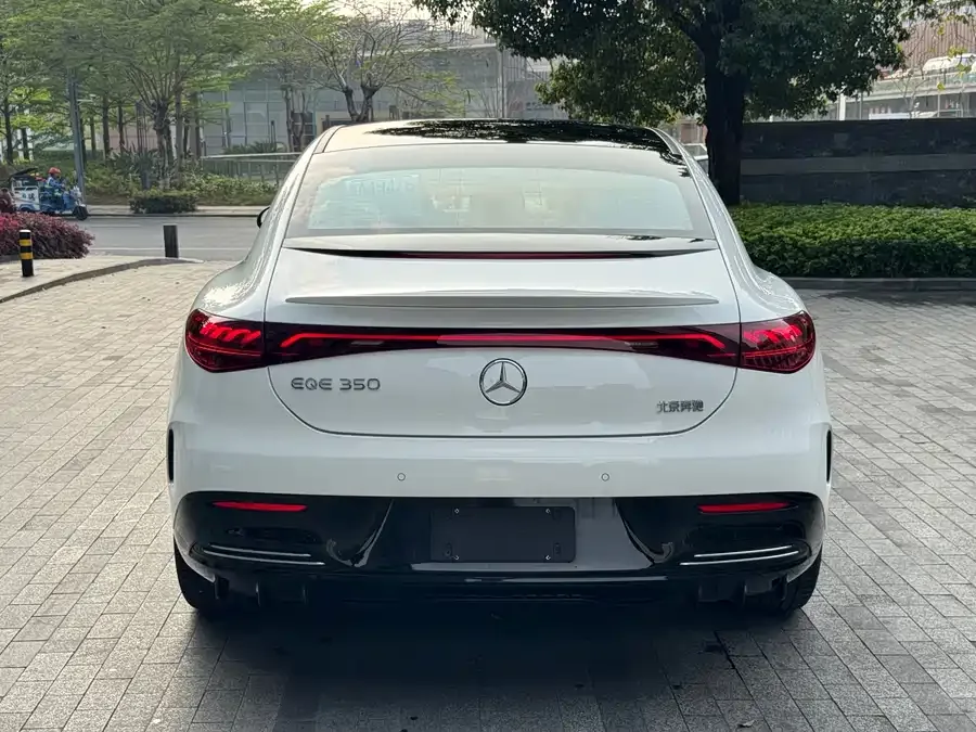 Mercedes-Benz EQE Mercedes-Benz EQE 2022 350 Pioneer Edition 2025 — миниатюра 2