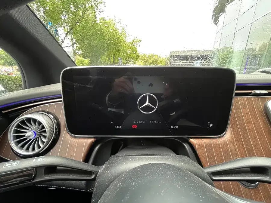 Mercedes-Benz EQE Mercedes-Benz EQE 2022 350 Luxury Edition 2023 — миниатюра 3