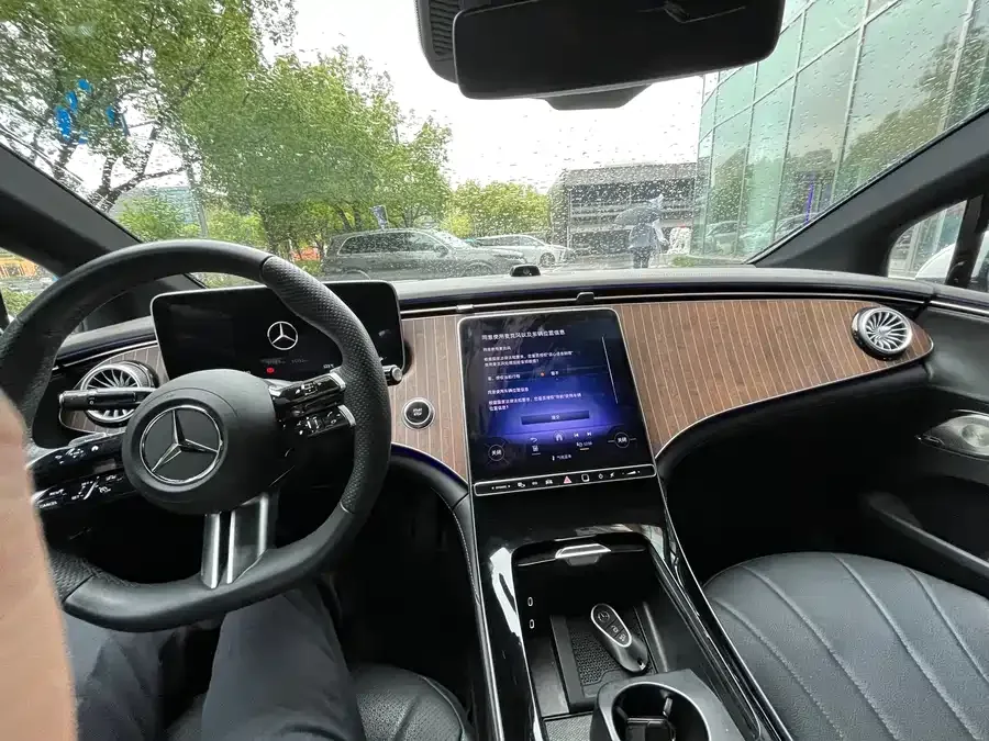 Mercedes-Benz EQE Mercedes-Benz EQE 2022 350 Luxury Edition 2023 — миниатюра 5